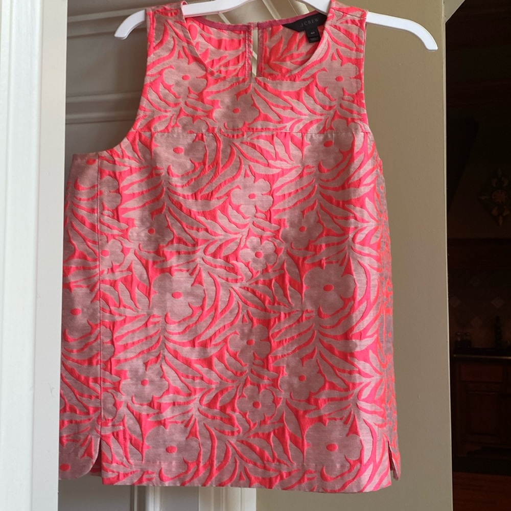 Pink patterned top by J. crew. Size 4p